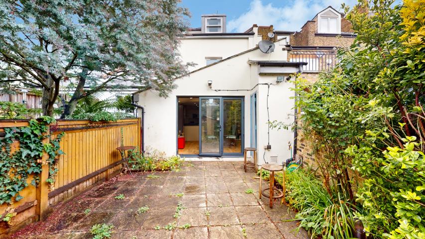 Modern House Brondesbury Road, Queens Park